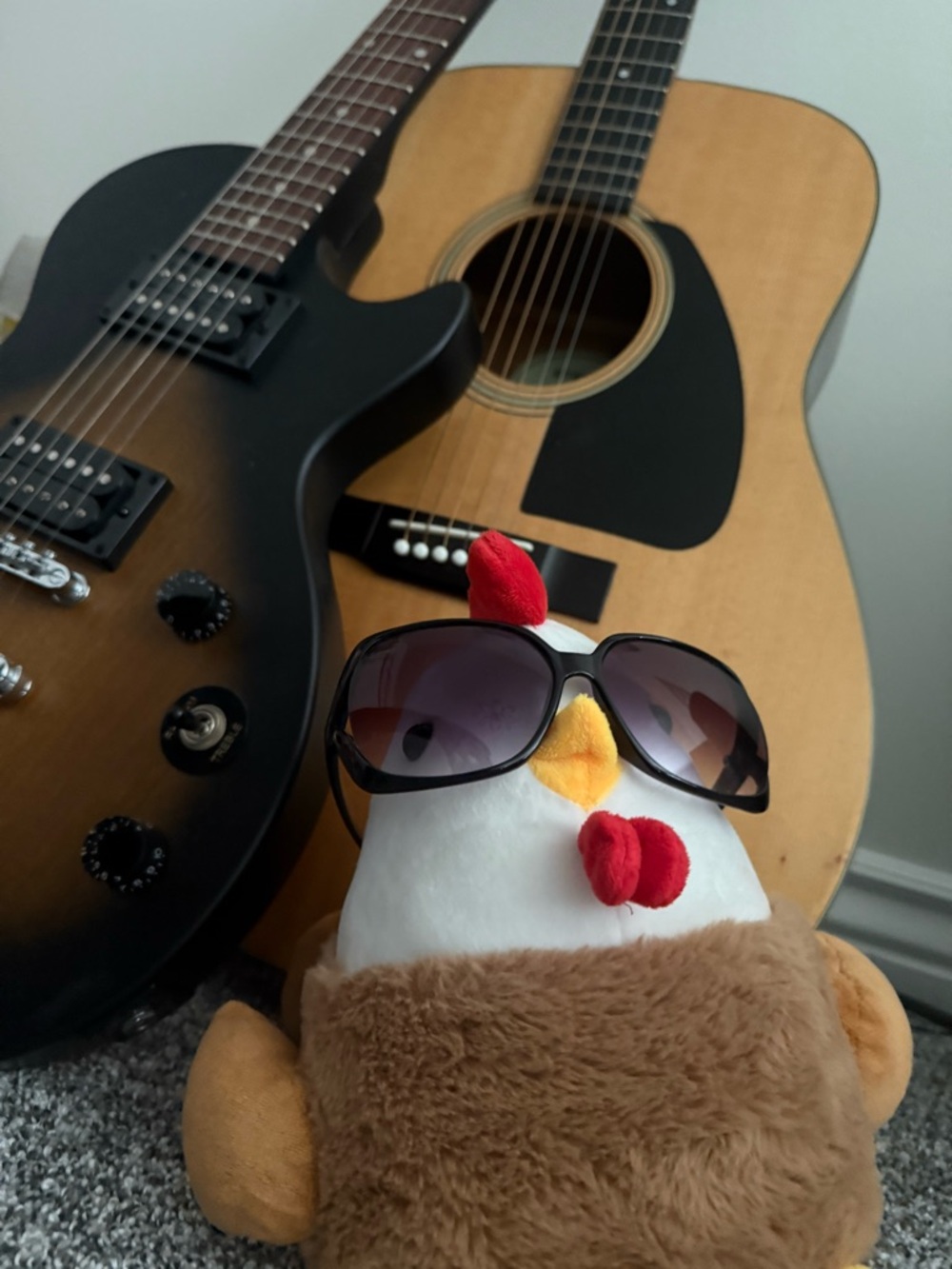 Tommy Hilfiger Black Frame Sunglasses with Purple Gradient Lenses